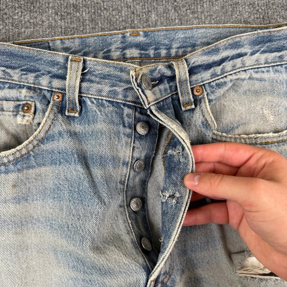Vintage Levis 501 Jeans Mens 32x32 Blue Denim Distressed Repaired Made in USA